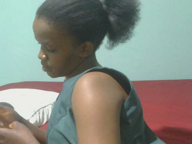 sexxynila live cam on BongaCams