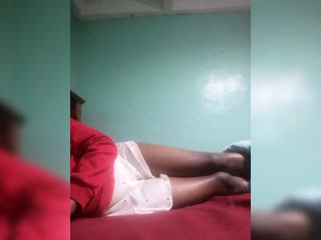 sexxynila live cam preview