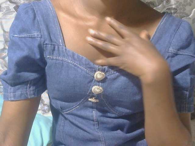 sexxynila live cam on BongaCams