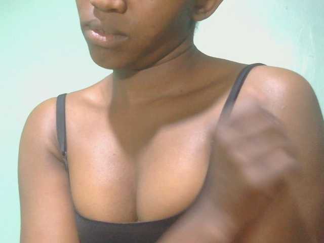 sexxynila live webcam show