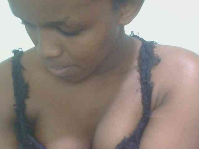 Model: sexxynila