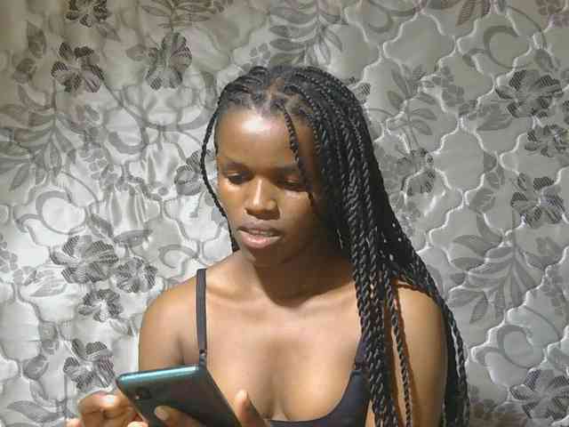 sexxynila webcam