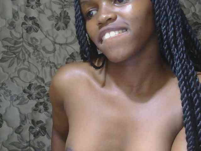 sexxynila webcam