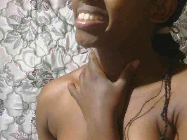 sexxynila webcam