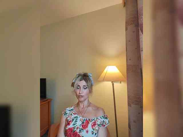 Q_Jasmin webcam