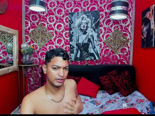 COUPLEBOYSBLACK live webcam show