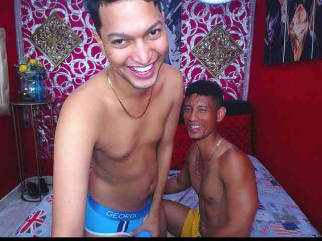 Coupleboysblack's cam show statistics and live stream
