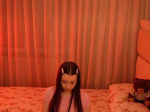 LiaGotti's BongaCams show and profile