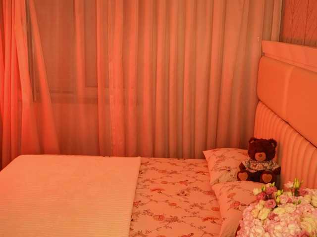 LiaGotti's BongaCams show and profile