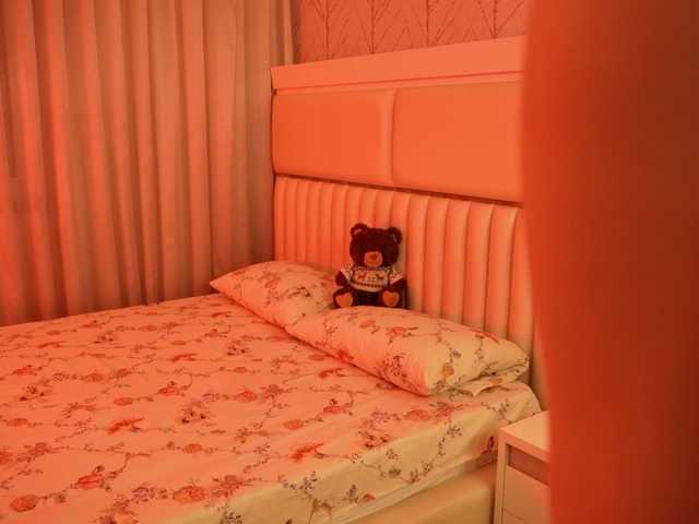 LiaGotti's BongaCams show and profile