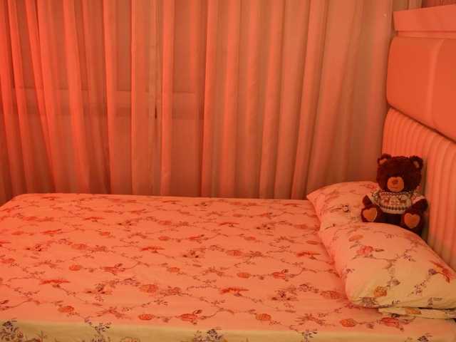 LiaGotti's BongaCams show and profile