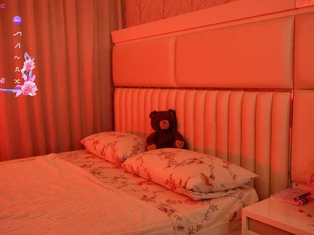 LiaGotti live webcam show