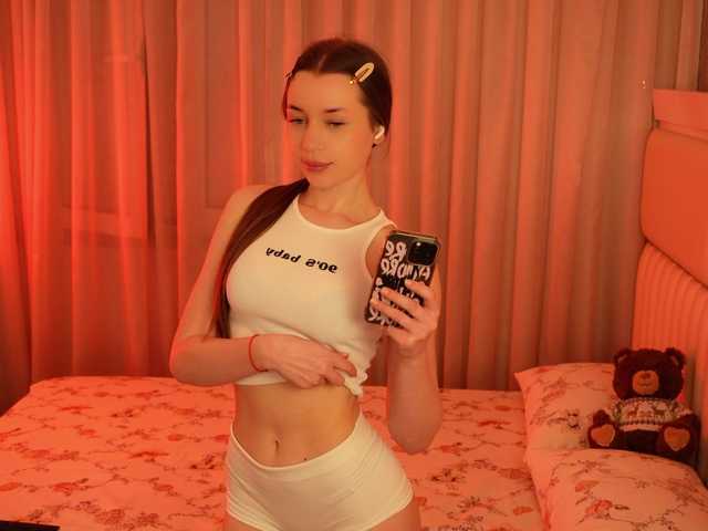 LiaGotti's BongaCams show and profile