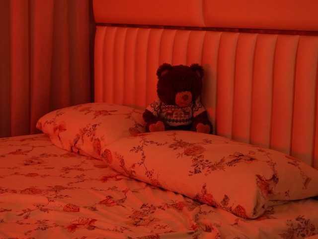 LiaGotti's BongaCams show and profile