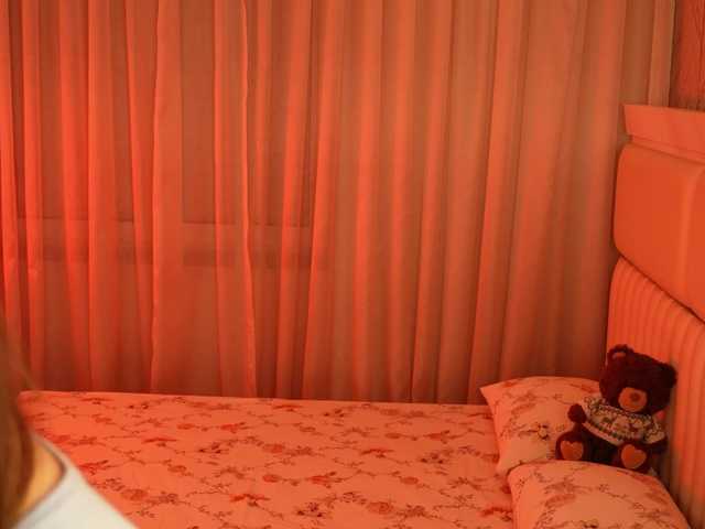 LiaGotti's BongaCams show and profile