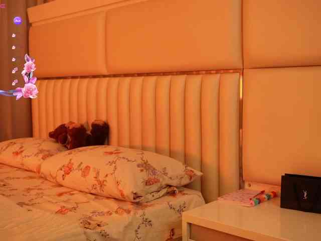 LiaGotti webcam