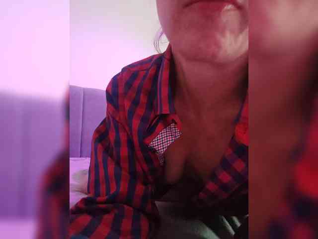 WILD-love-WILD webcam