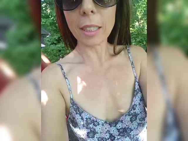 WILD-love-WILD webcam