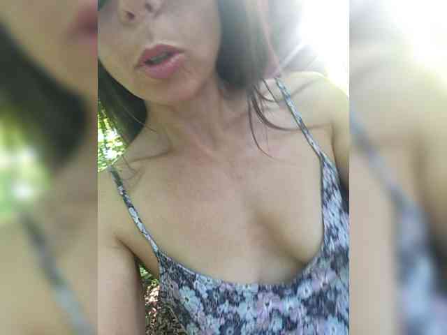 WILD-love-WILD webcam