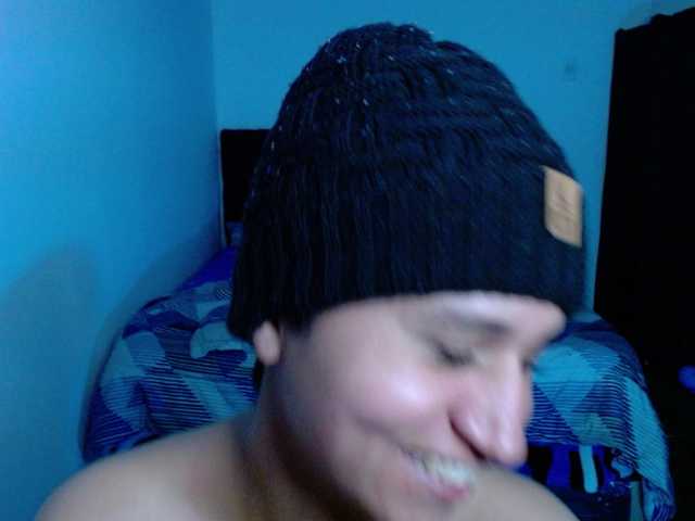 Milan-rs live cam on BongaCams