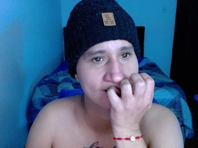 Milan-rs live cam on BongaCams