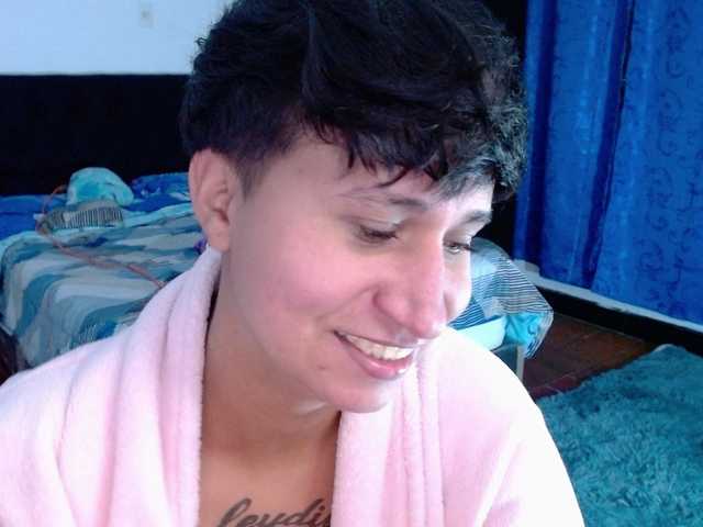 Milan-rs live cam on BongaCams