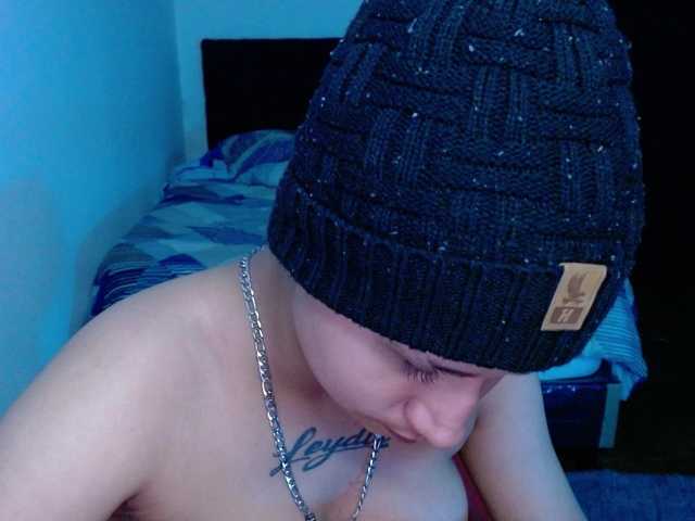Milan-rs live cam on BongaCams