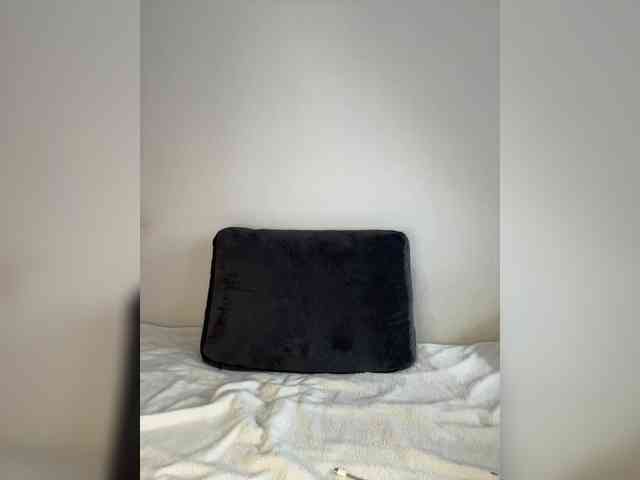 AntonyaRossa webcam