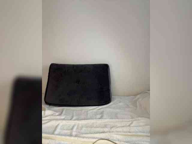 AntonyaRossa webcam