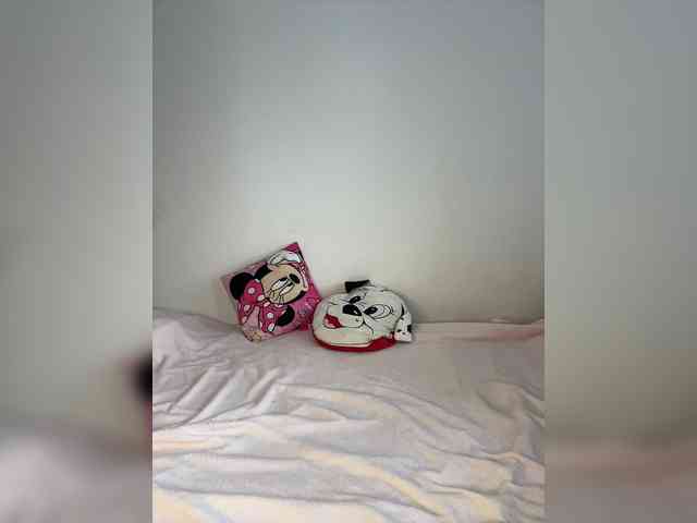 AntonyaRossa webcam