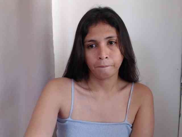 indayFuckyawan webcam