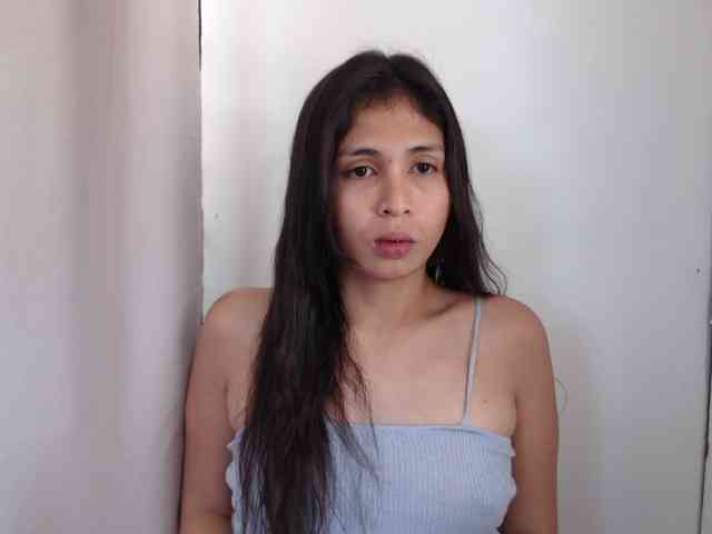 indayFuckyawan webcam
