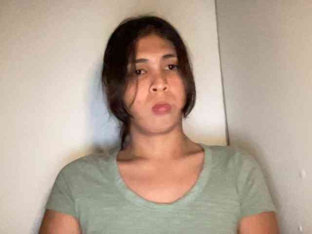 indayFuckyawan webcam