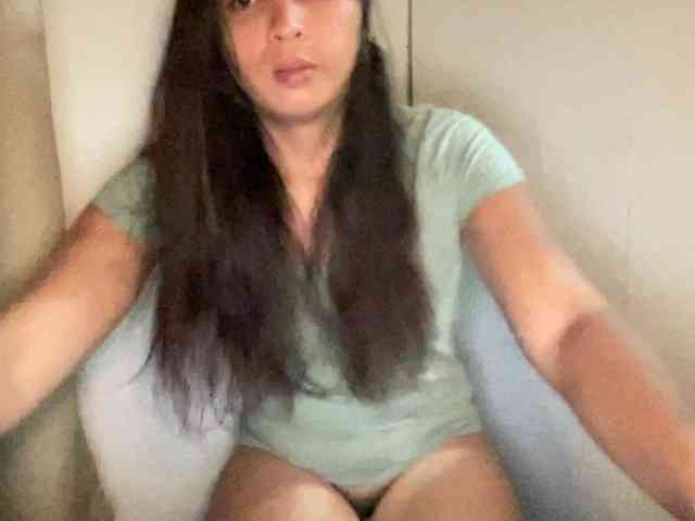 indayFuckyawan webcam