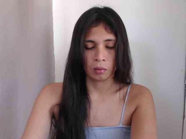 indayFuckyawan webcam