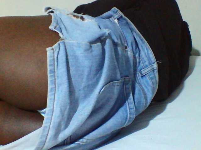 Sexyyves live cam on BongaCams