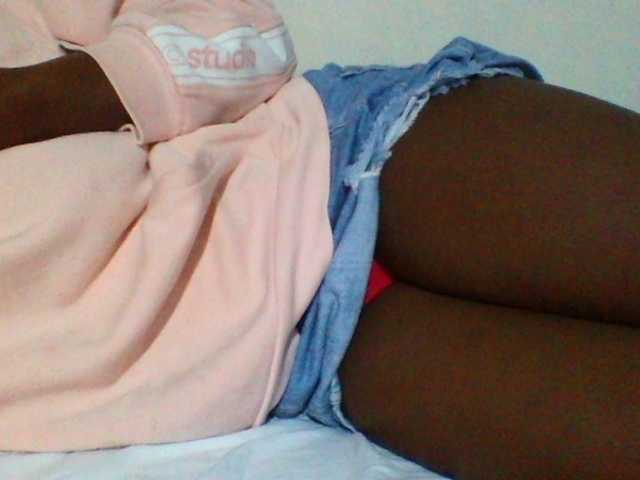 Sexyyves live cam on UnifiedCams