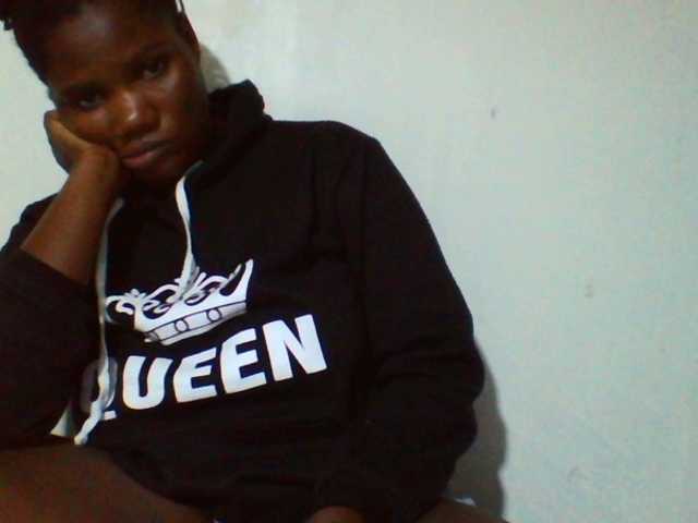 Sexyyves's BongaCams show and profile