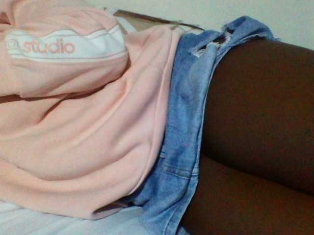Sexyyves live cam on BongaCams