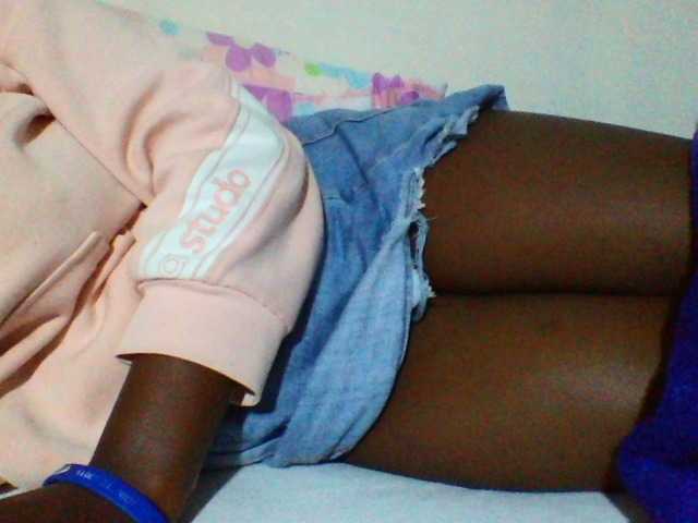 Sexyyves Cam en directo en BongaCams