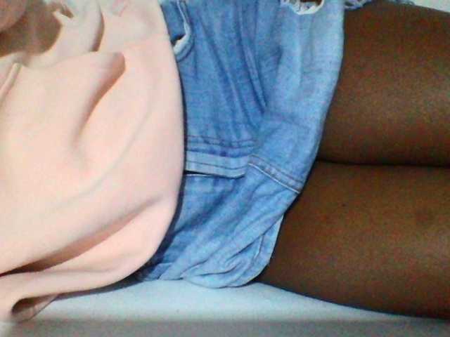 Sexyyves Live-Cam auf BongaCams