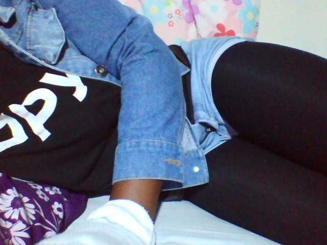 Sexyyves live cam on BongaCams