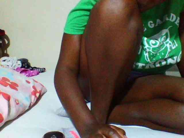 Sexyyves webcam