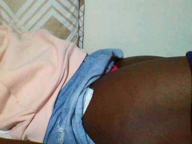 Sexyyves webcam