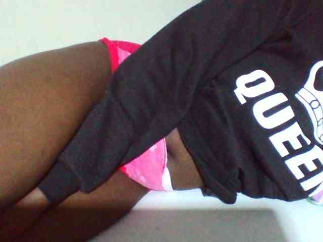Sexyyves webcam