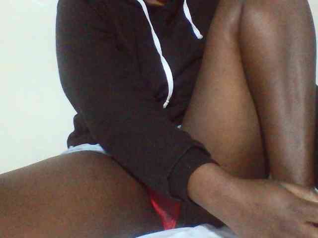 Sexyyves webcam
