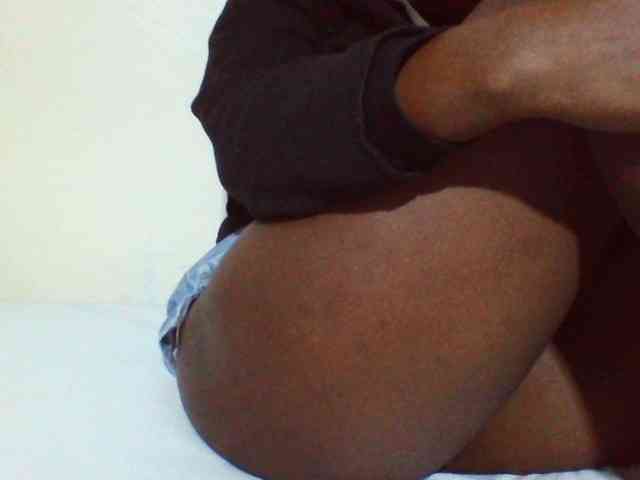 Sexyyves webcam