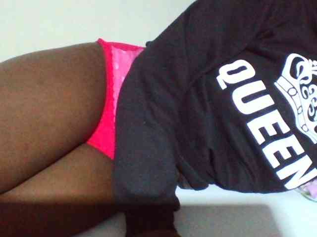 Sexyyves webcam
