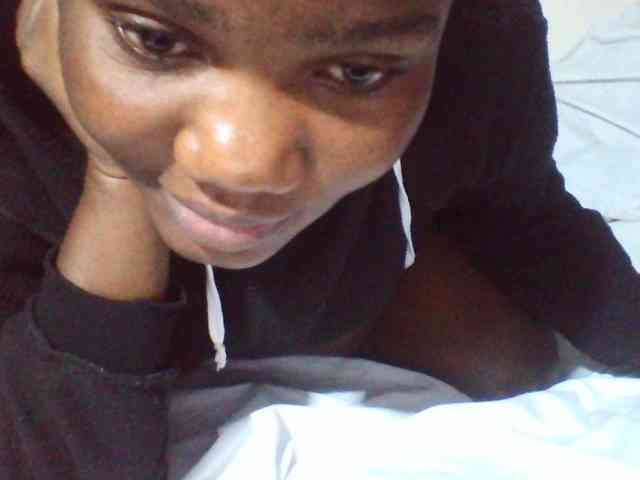 Sexyyves webcam