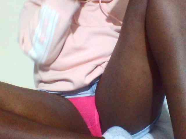 Sexyyves webcam